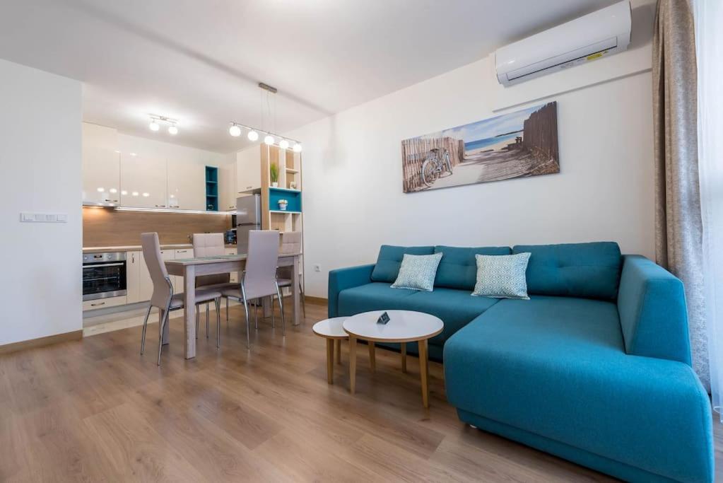 Labyrinth Apartment - Free Parking Space Included Várna Kültér fotó